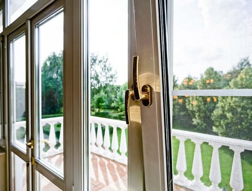 Menuiseries sur mesure en PVC par Alu Carmignanais (30)